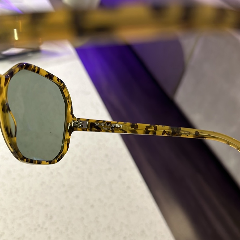 YSL Sunglasses Tortoise Oversized Vintage Style - Picture 4 of 9